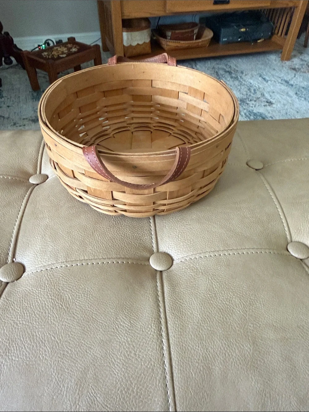 Longaberger vintage Darning Basket hand made Dresden,Ohio 10”